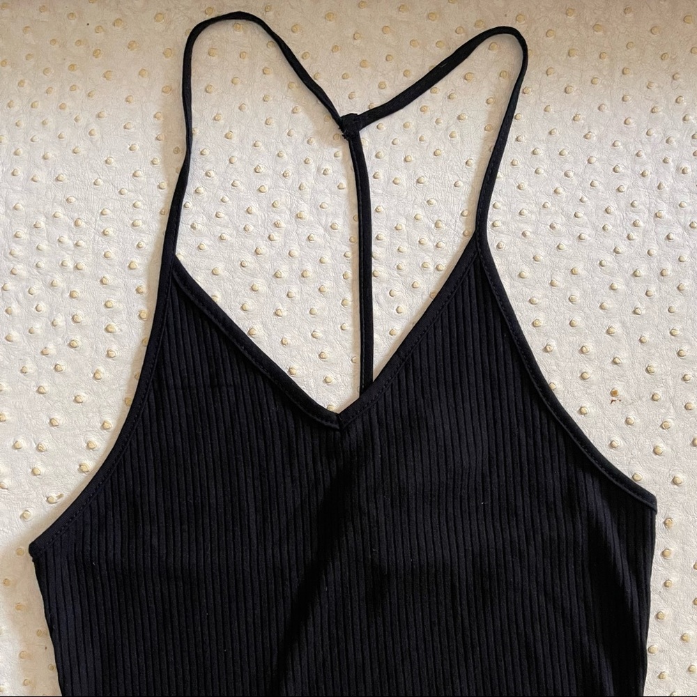 Emma & Sam | ribbed cropped halter tank